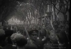 desfilada militar en les festes aniversari de la republica